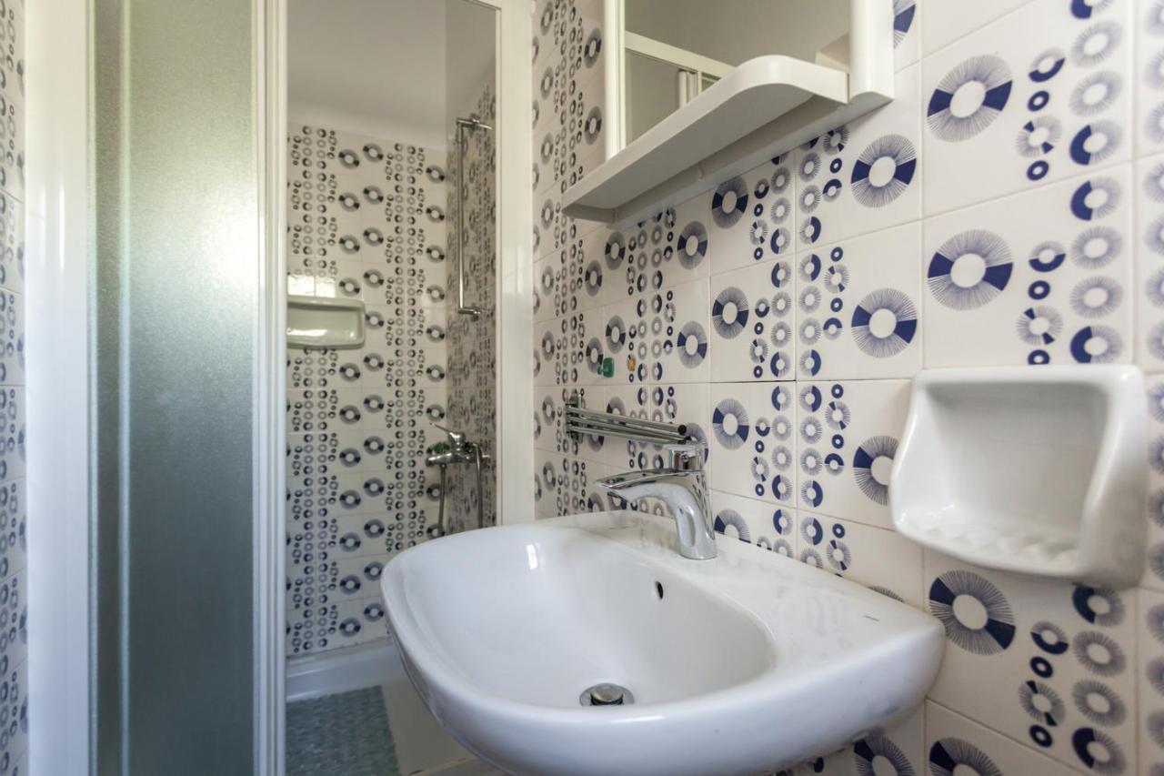 Apartment Maria Малинска Экстерьер фото