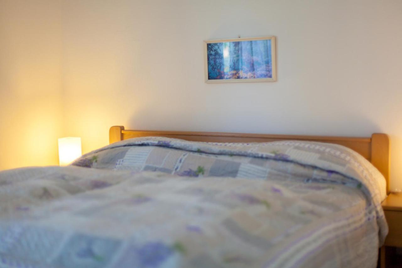 Apartment Maria Малинска Экстерьер фото